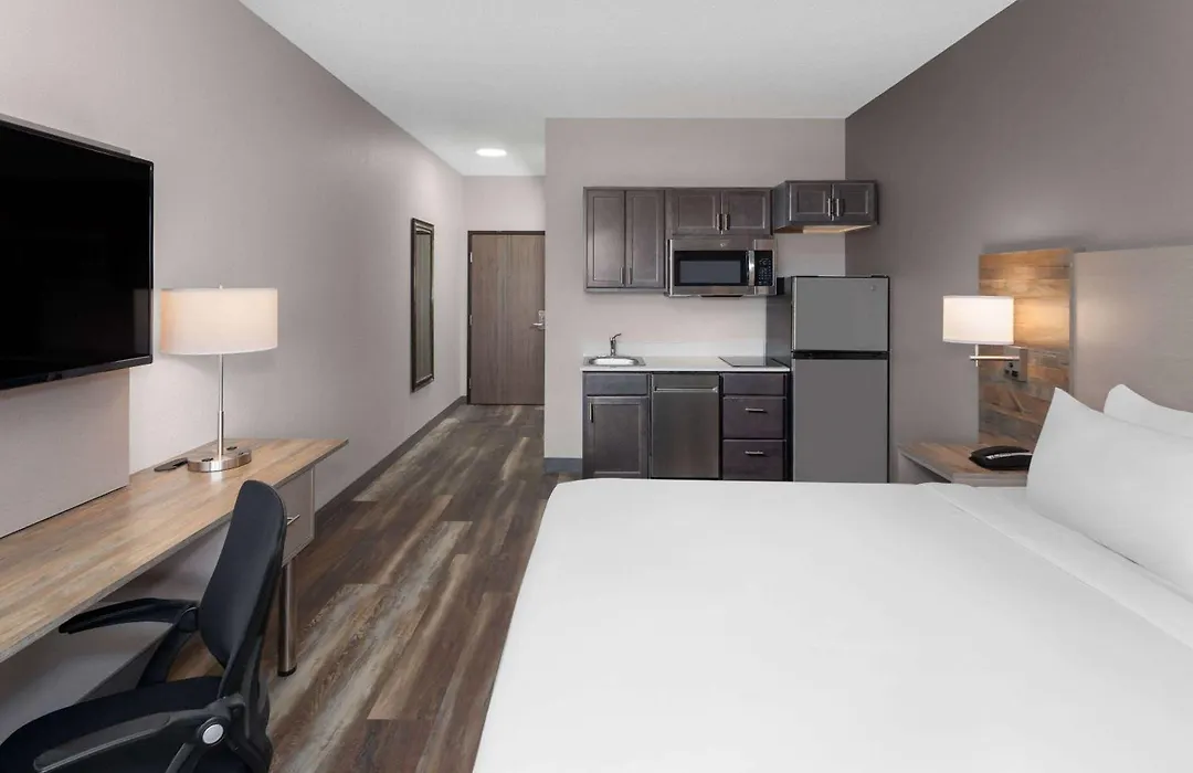Links Bos Landen Hotel & Spa Of Pella, Trademark By Wyndham-1